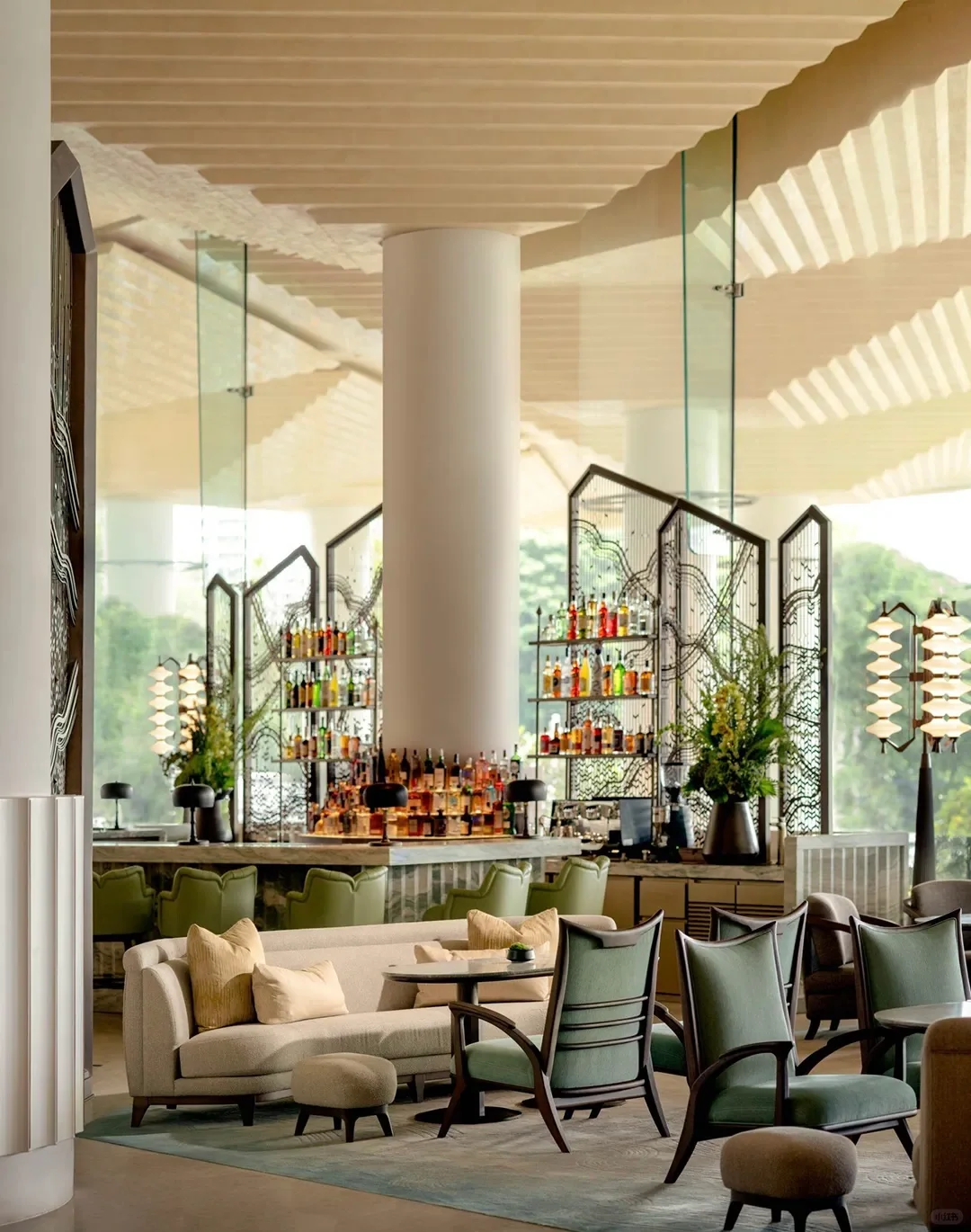 Dusit Thani Bangkok (3) Dusit Thani Bangkok (3)