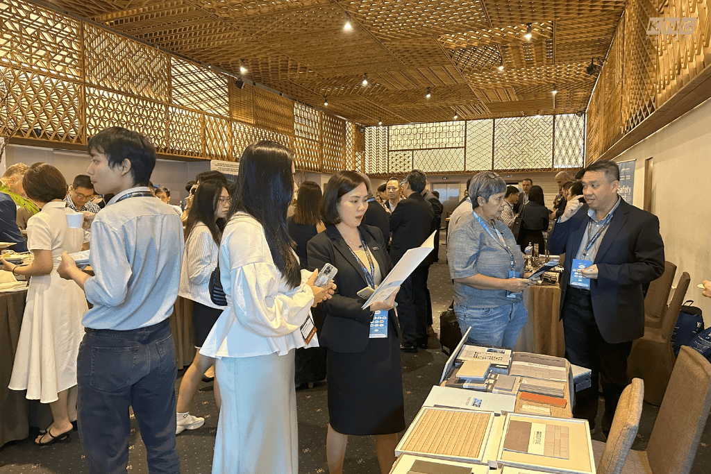 Hội nghị Zak World of Facade