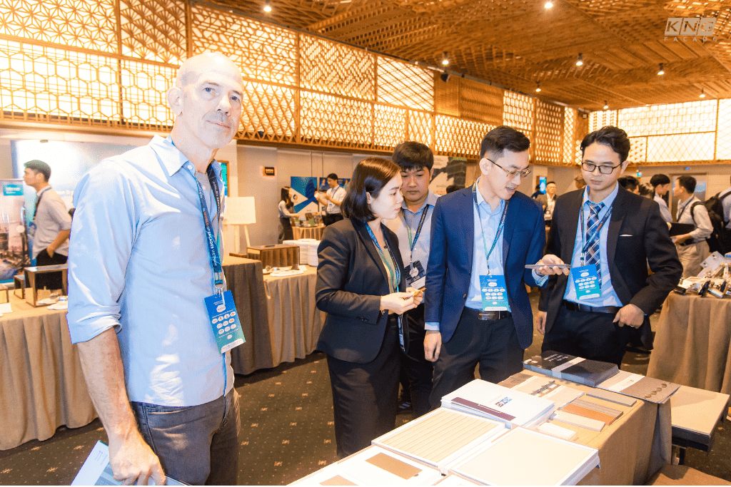 Hội nghị Zak World of Facade