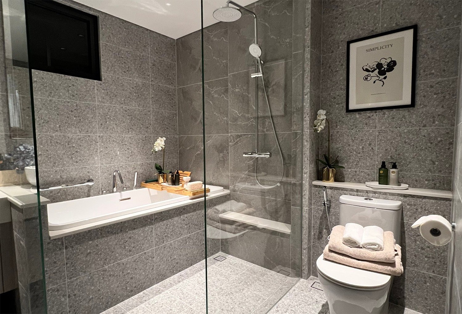 Một góc không gian nội thất phòng tắm cao cấp tại dự án Lumi Hà Nội