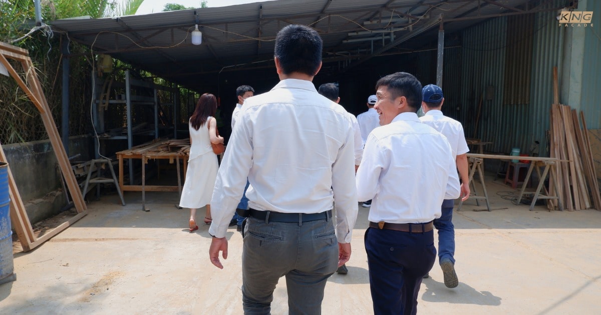 showroom KNC Facade showroom KNC Facade